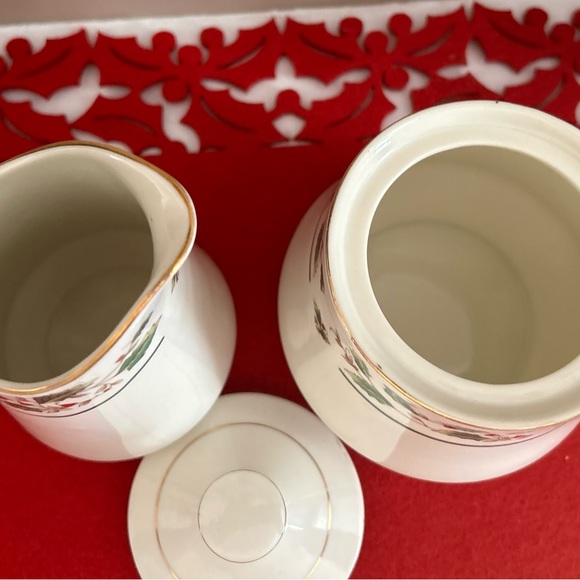 Holly Traditions Holly Pattern with Gold Trim Creamer and Sugar Bowl, Holiday - Picture 6 of 11
